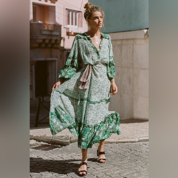 Original Spell & The Gypsy Collective Winona Gown in Ivy XL - Picture 2 of 10